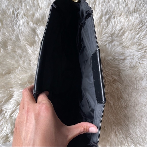 New MICHE Adrian Fringe Tassel Shell Clutch Bag Black NWT - Picture 3 of 5